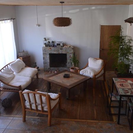 Hostal Y Cabanas Vientos Del Sur Puerto Ingeniero Ibanez Екстериор снимка